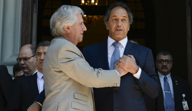 Scioli destacó su “gran afinidad personal y política” con Vázquez