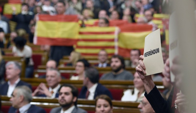 Cataluña lanza el proceso de ruptura con España