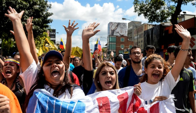 Unasur condena asesinato de opositor en Venezuela