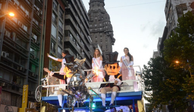 Mujer trans se inscribió para Reina de Carnaval
