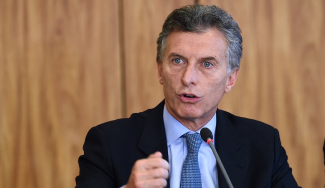 Macri recurre a la justicia por traspaso de mando