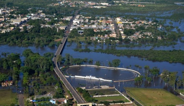 Río Uruguay por debajo de la cota en Artigas y Salto