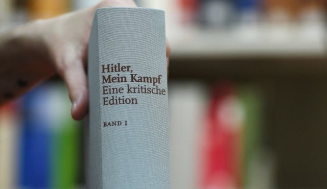 Gran éxito de ventas de la nueva edición de Mein Kampf