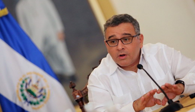 Funes, expresidente de El Salvador, a juicio por enriquecimiento ilícito