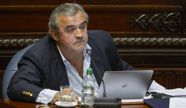 Gobierno uruguayo no reconoció a Temer en público pero sí en el Parlamento
