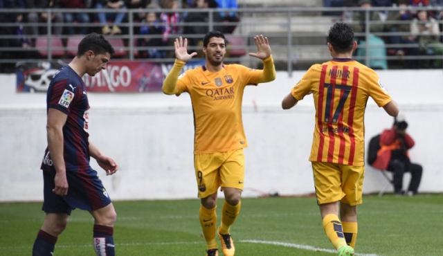 Gol de Suárez en el 4-0 del Barcelona sobre Eibar