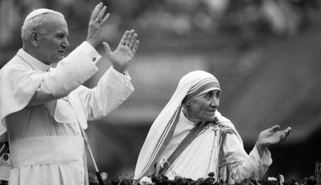 Francisco canonizará a la Madre Teresa y a dos latinoamericanos