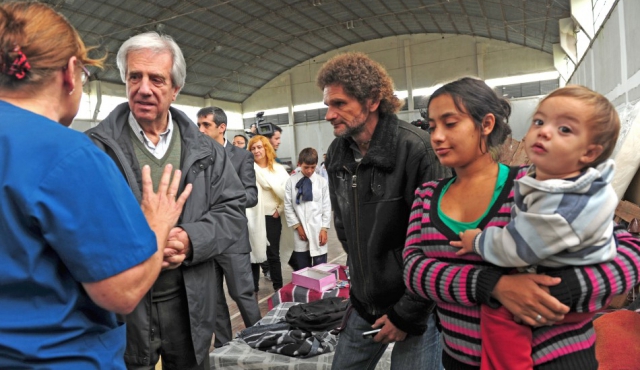 Hay recursos y se distribuirán según prioridades que defina el gobierno, dijo Vázquez
