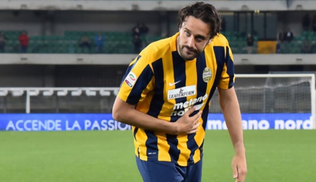 Luca Toni marcó en su despedida y rompió el invicto de 26 partidos de Juventus