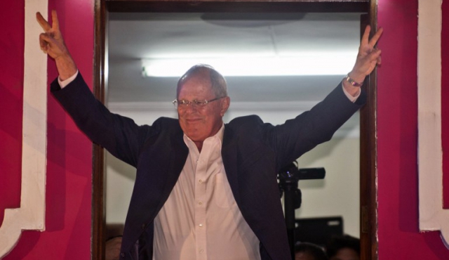 Kuczynski acaricia presidencia de Perú