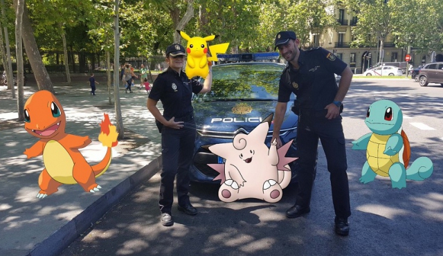 “Prohibido atrapar Pokemon mientras conduces”