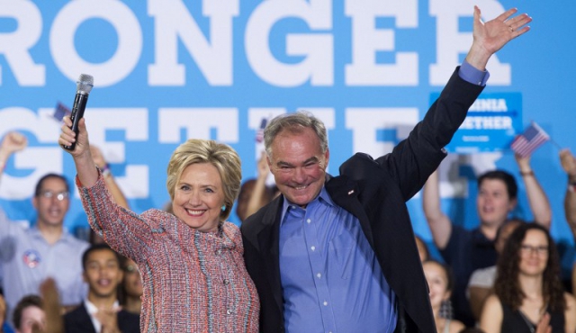 Clinton eligió al senador Tim Kaine como compañero de fórmula