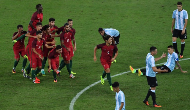 Portugal le arruinó el debut a Argentina 