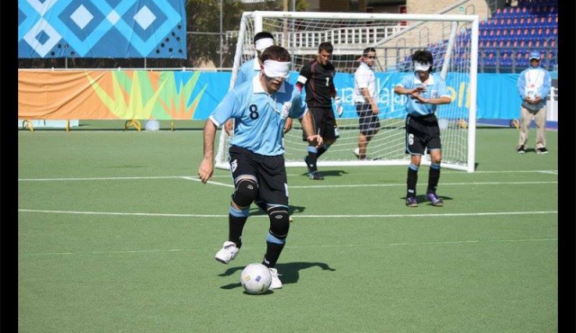 La selección uruguaya que juega sin ver