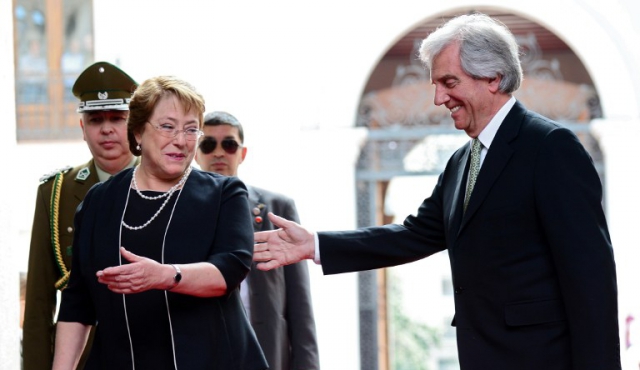 Acuerdo con Chile: llamarle TLC es una señal a la interna del FA