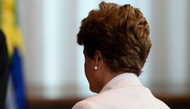 Dilma se defiende pero su caída parece inevitable