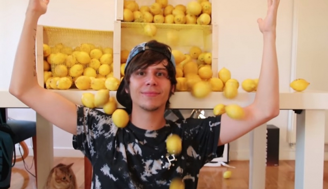 Un tweet que solo dice “limonada” es el tercero más compartido de la historia
