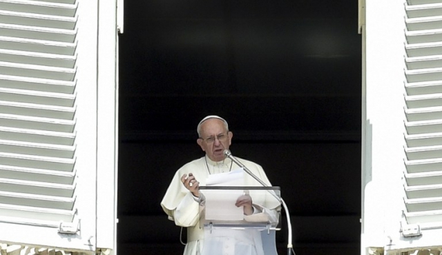 El papa Francisco compara la corrupción con una droga