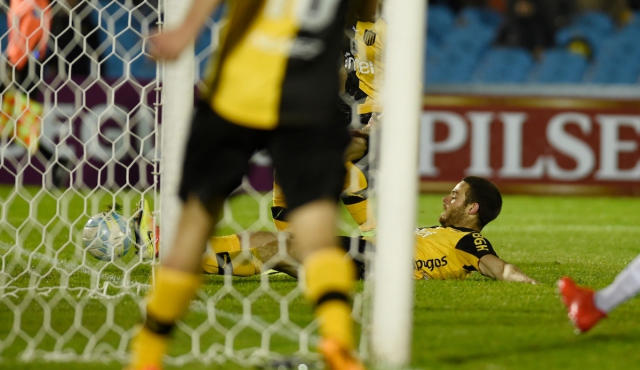 Otra tarde silenciosa para Peñarol 