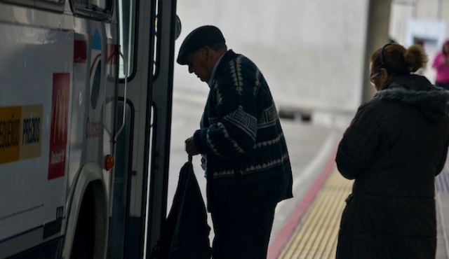 IM anunció dos asientos preferenciales para adultos mayores en cada ómnibus