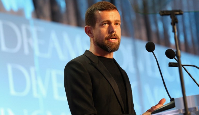 Twitter suspende por error la cuenta de su cofundador