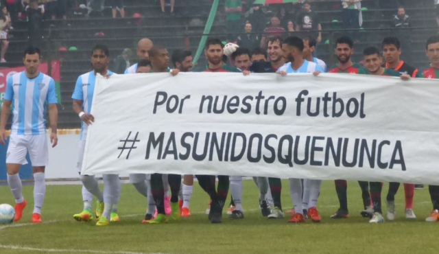 Jugadores llaman a Asamblea para tratar renuncia de Saravia