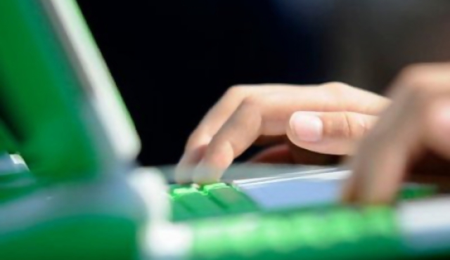 Entregarán 100.000 XO a liceales