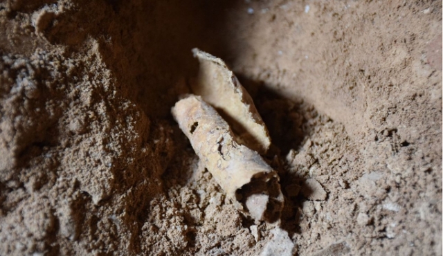 Israel anuncia el descubrimiento de una cueva que guardó manuscritos milenarios
