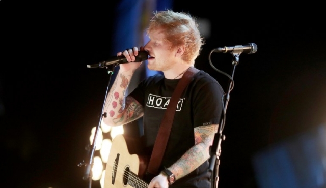 Ed Sheeran se convierte en el artista más escuchado en Spotify