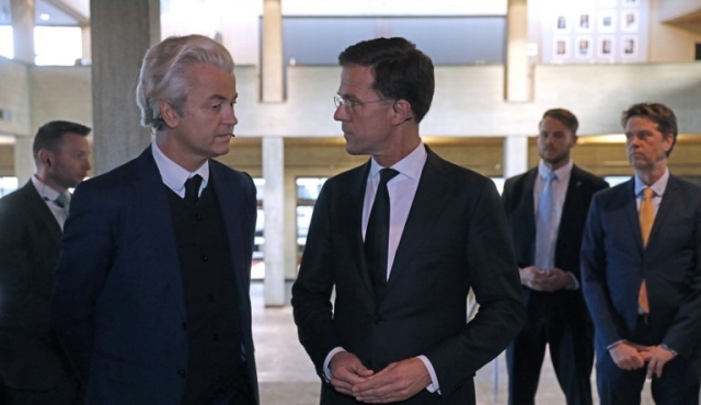 Holanda vota en elecciones consideradas un barómetro del populismo en Europa