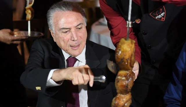 Escándalo cierra mercados a las carnes de Brasil
