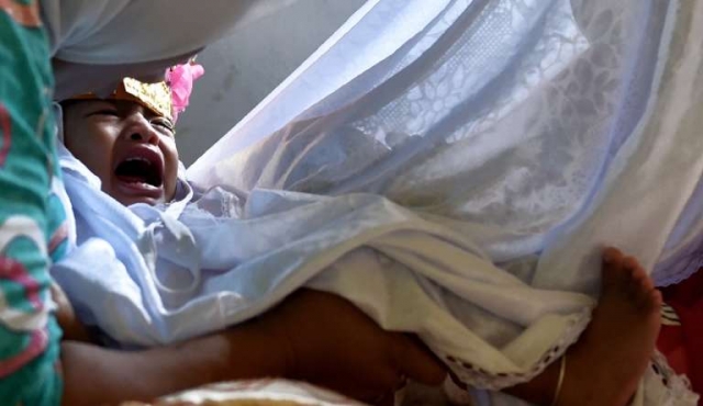 La mutilación genital femenina, una pesadilla para millones de niñas en Indonesia