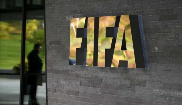 La trama corrupta del fútbol africano pone a la FIFA contra la pared
