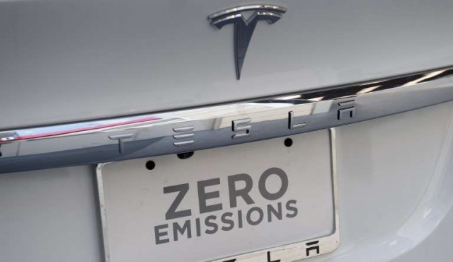 Tesla lanzará su camión eléctrico en setiembre