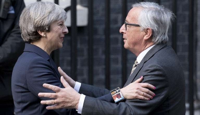 Indigesta cena entre Juncker y May, un aviso del Brexit que se avecina