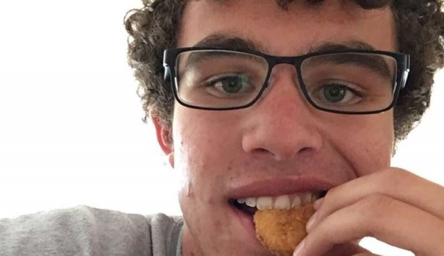 Un joven que pide nuggets es lo más retwitteado de la historia