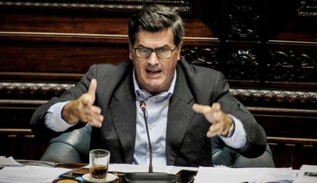 Borbaberry y su “última contribución a la política”