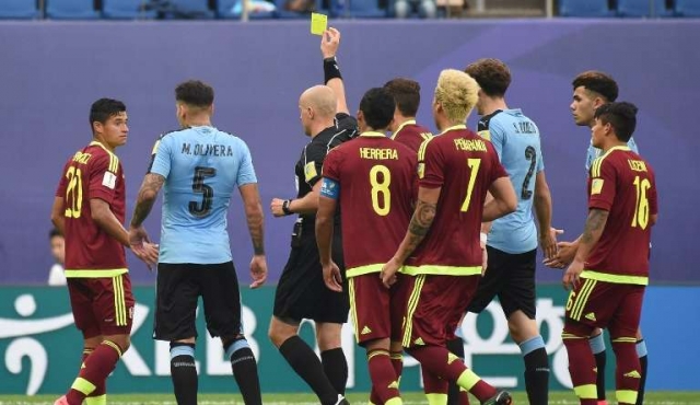 Castrilli culpa al juez por la eliminación de Uruguay