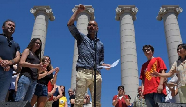 Guardiola llama a votar en el referéndum por la independencia de Cataluña