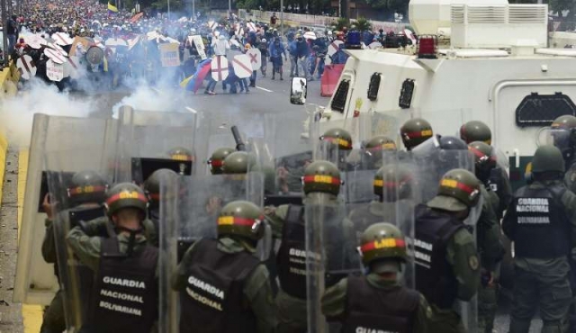 Leopoldo López llamó a militares a “rebelarse”