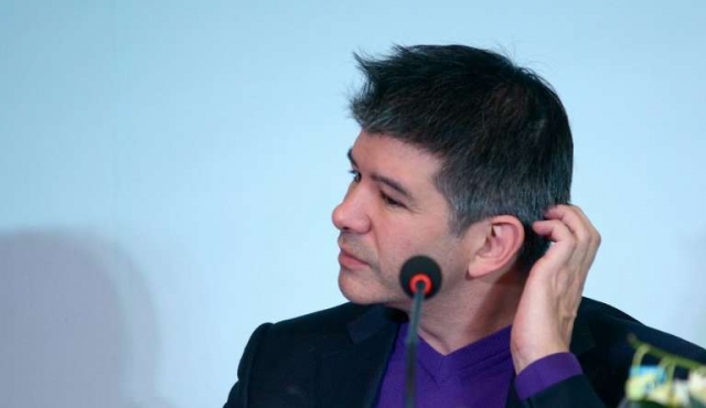 Presionado por los inversores, fundador de Uber deja la empresa