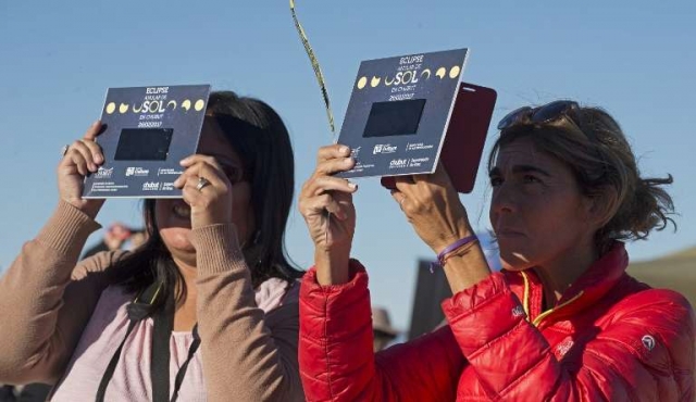 EE.UU se prepara para un inusual eclipse total de Sol; el primero en 100 años