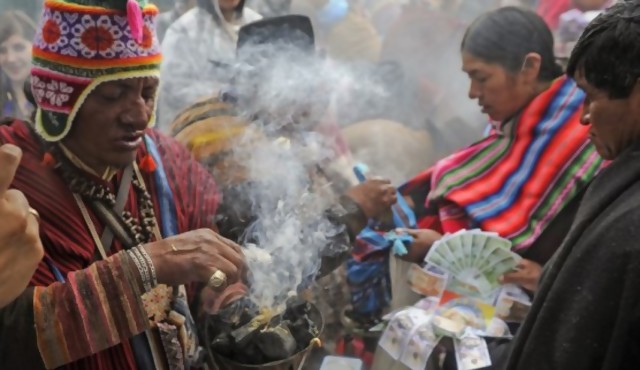 Nacen en Bolivia términos en lenguas ancestrales para referirse a la tecnología