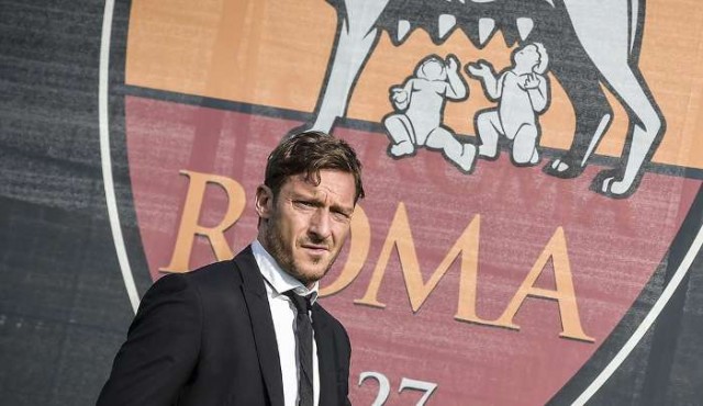 Totti trabajará en los despachos de la Roma