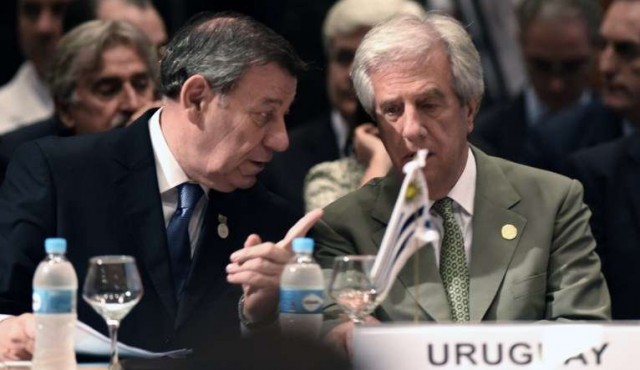 Vázquez habría frenado documento que decretaba suspensión de Venezuela del Mercosur