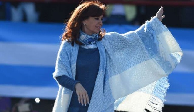 Cristina se atribuye la victoria en Buenos Aires