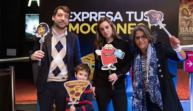McDonald’s realizó a una función especial de “Emoji, la película” por el día del niño