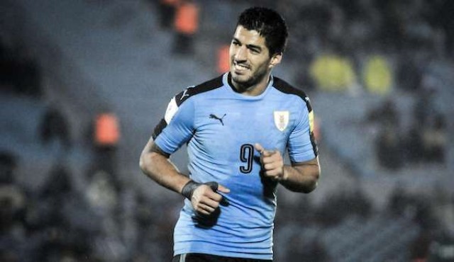 Suárez se recupera de manera sorpresiva, entrena con el Barça y piensa jugar ante Argentina