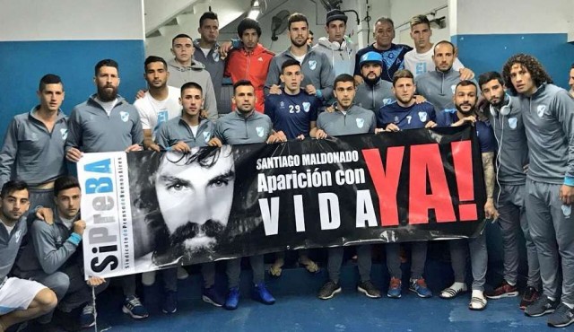 El fútbol argentino pregunta dónde está Santiago Maldonado