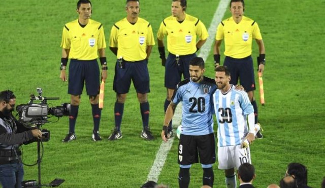 Suárez y Messi apoyaron candidatura para el Mundial 2030